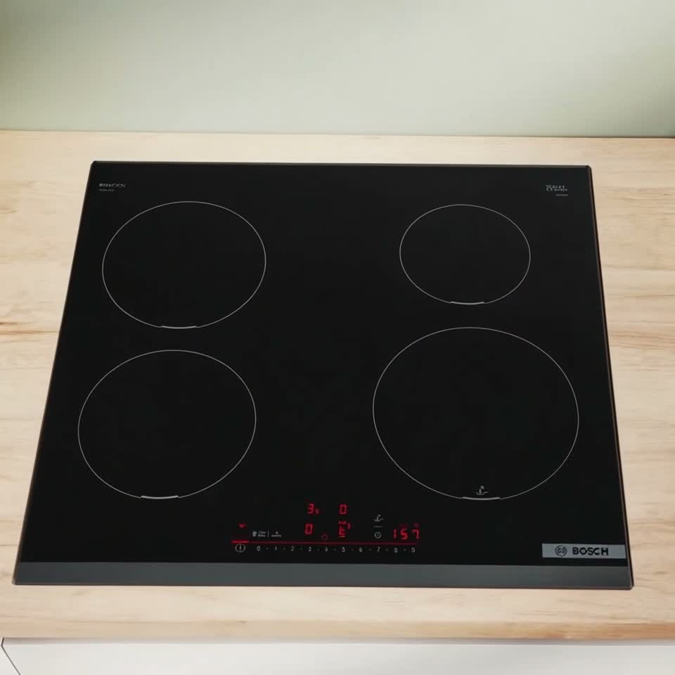 Встраиваемая индукционная панель Bosch PIF651HC1E конфорки 4 шт. — Видеообзор