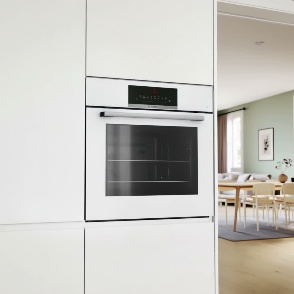 Встраиваемый духовой шкаф Bosch HJG852YW0T, класс A — Видеообзор